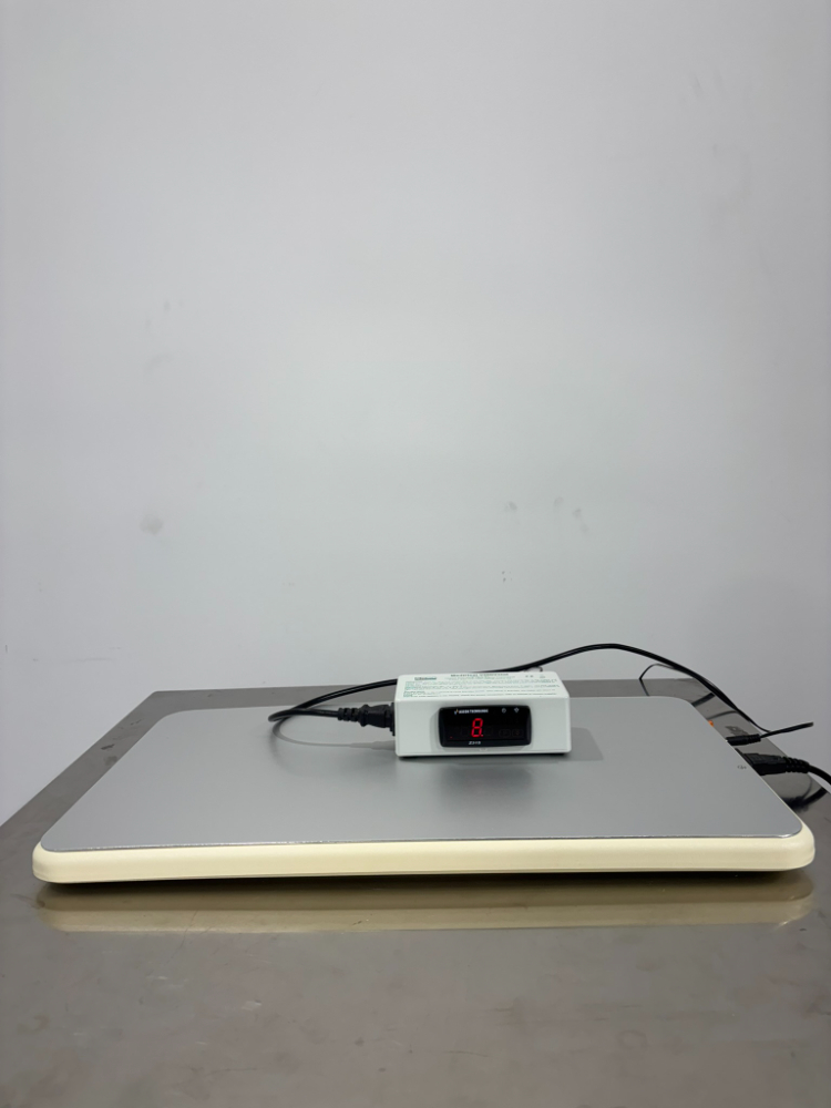 Image of Peco Services MediHeat Heated Operationg Table Digital Thermostat